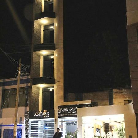 Villa Real Hotel & Suites Чиклайо Екстериор снимка