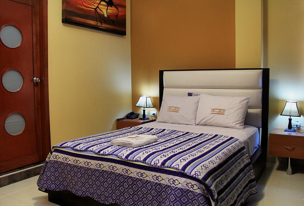 Villa Real Hotel & Suites Чиклайо Екстериор снимка