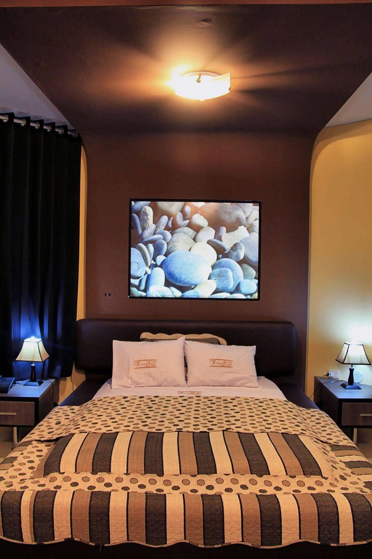 Villa Real Hotel & Suites Чиклайо Екстериор снимка